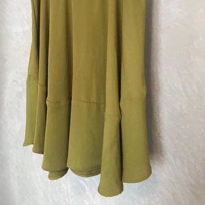 Great condition, H&M flowy skirt. Size 12